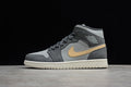AJ1 Mid
