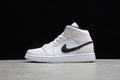 AJ1 Mid