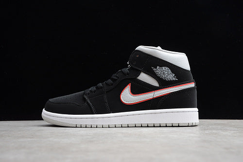 AJ1 Mid