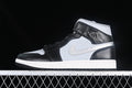AJ1 Mid