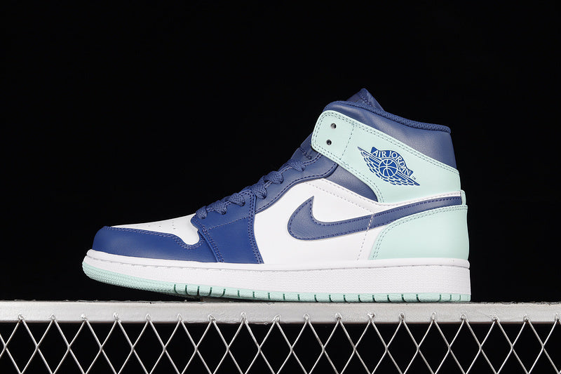 AJ1 Mid