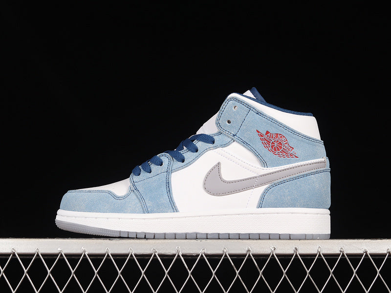 AJ1 Mid
