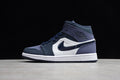 AJ1 Mid