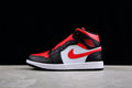 AJ1 Mid