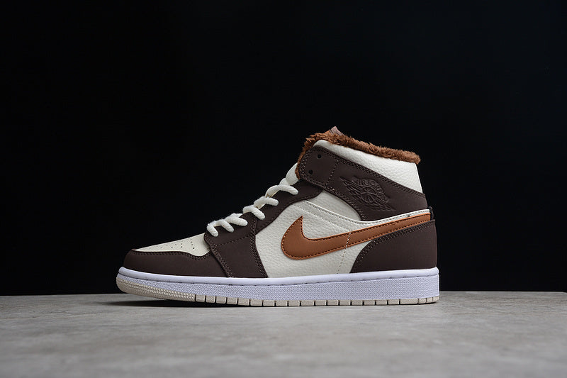 AJ1 Mid