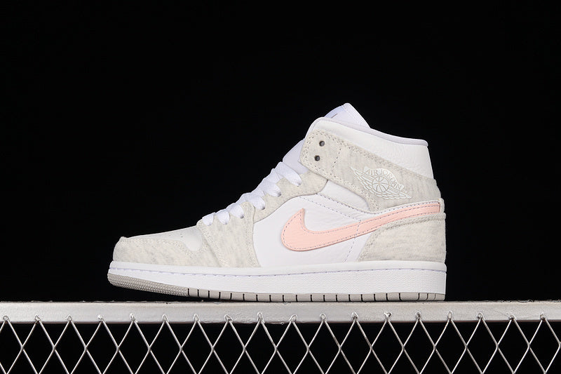 AJ1 Mid