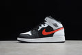 AJ1 Mid