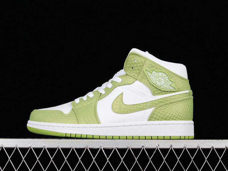 AJ1 Mid