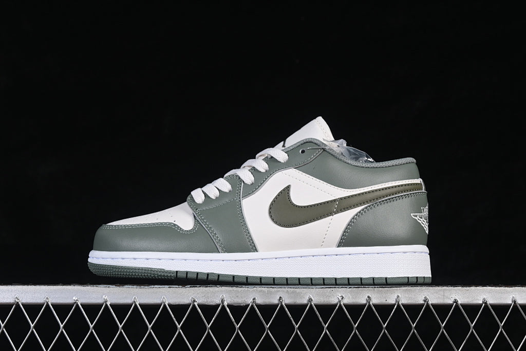 AJ1 Low