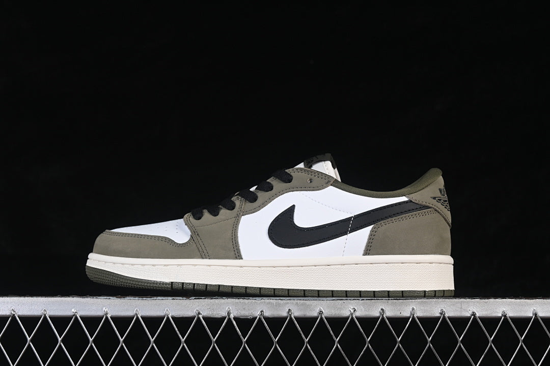 AJ1 Low