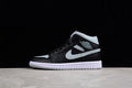 AJ1 Mid