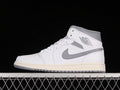 AJ1 Mid