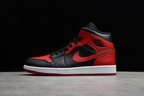 AJ1 Mid