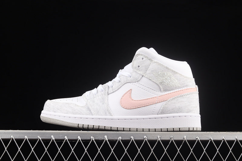 AJ1 Mid