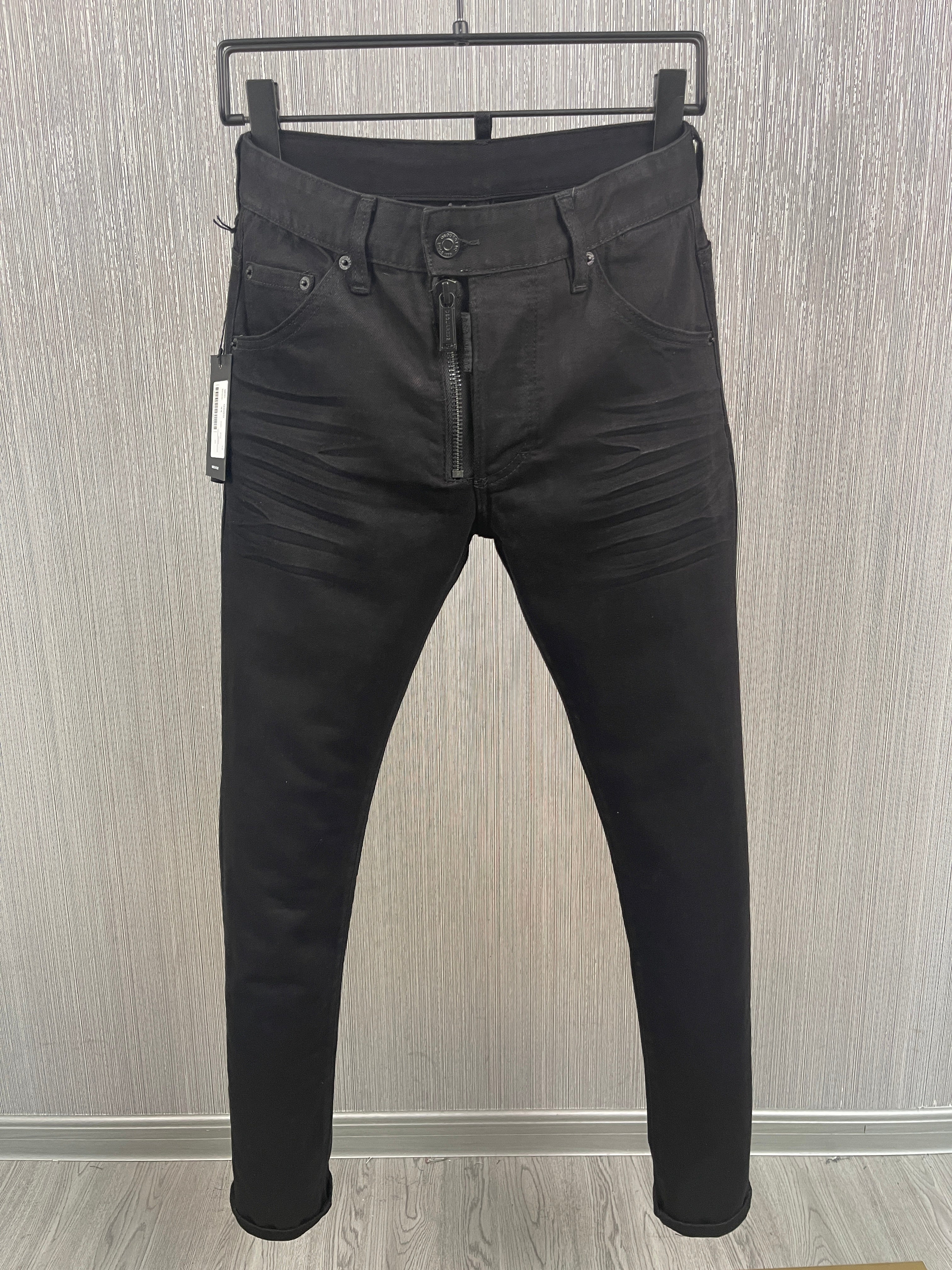 D2 Jeans