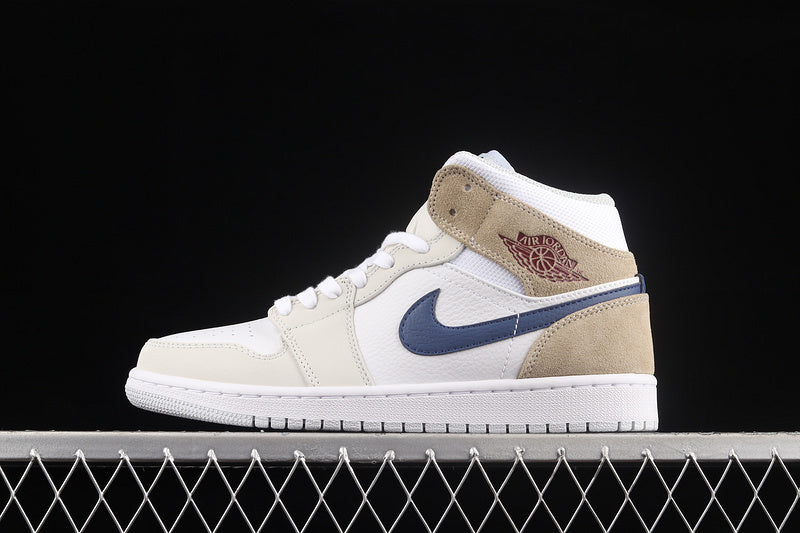 AJ1 Mid