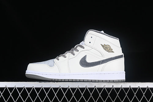 AJ1 Mid