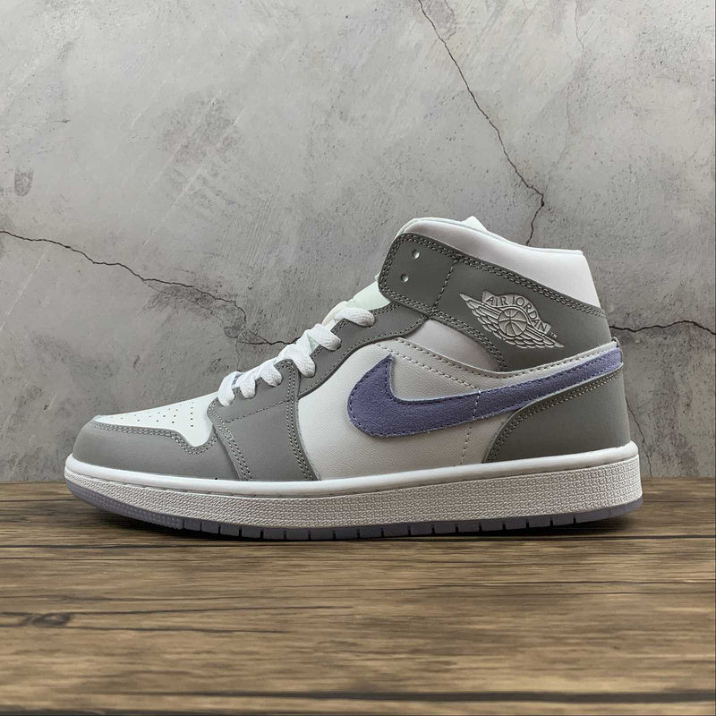 AJ1 Mid