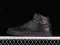 AJ1 Mid