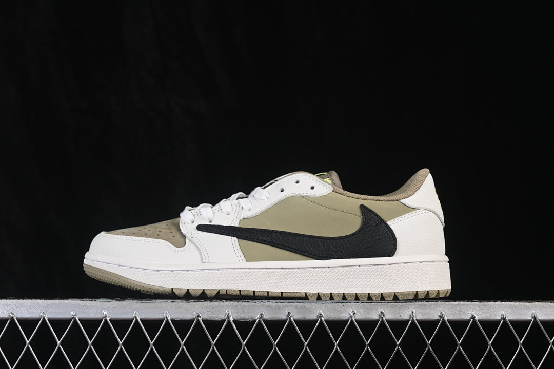 AJ1 Low