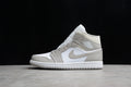 AJ1 Mid