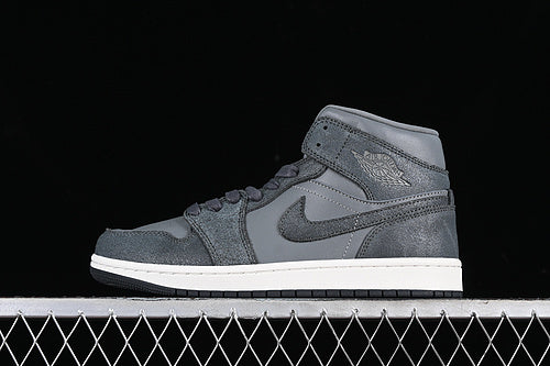 AJ1 Mid
