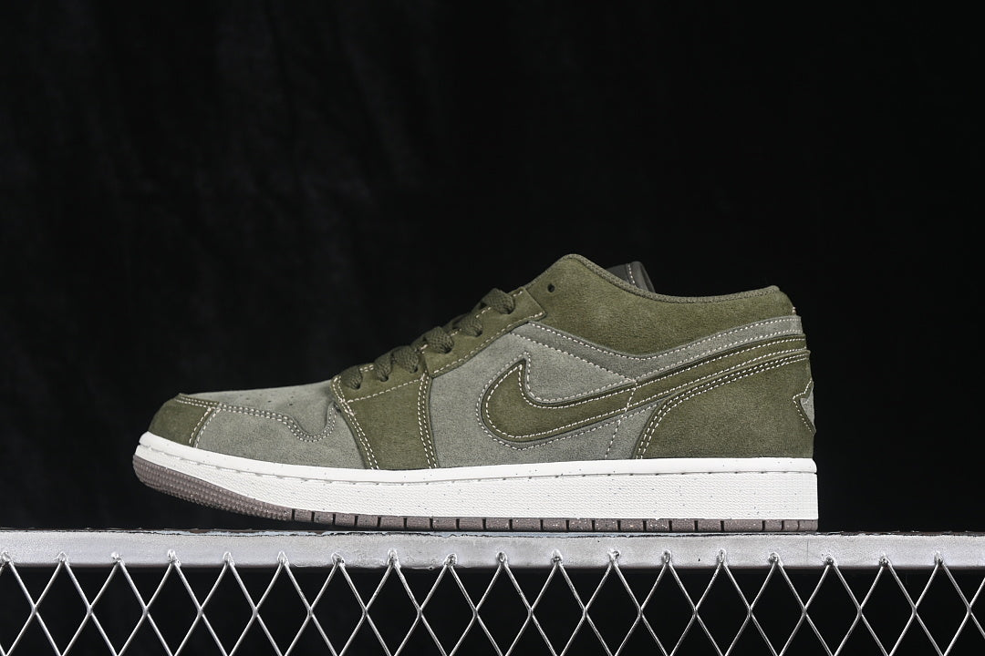 AJ1 Low