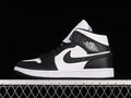 AJ1 Mid