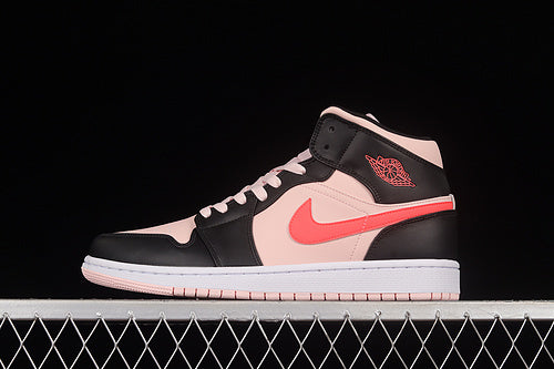 AJ1 Mid