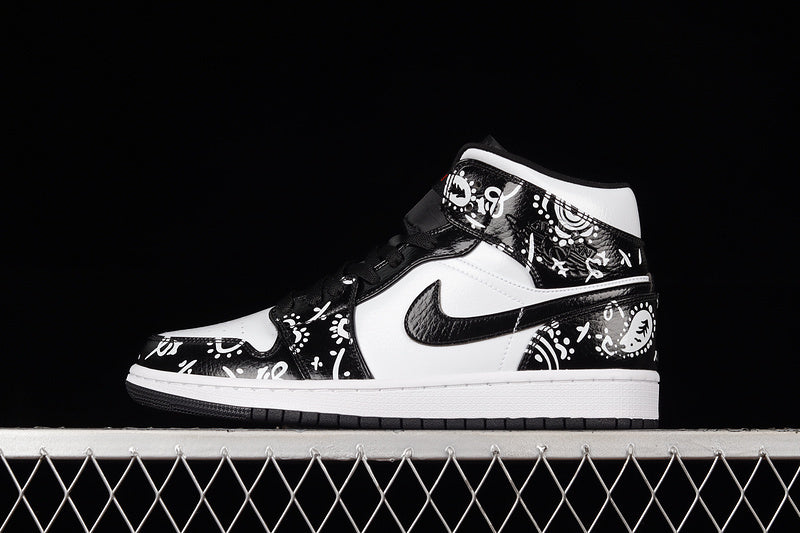 AJ1 Mid