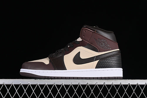 AJ1 Mid