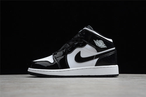 AJ1 Mid