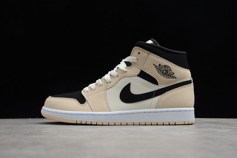 AJ1 Mid