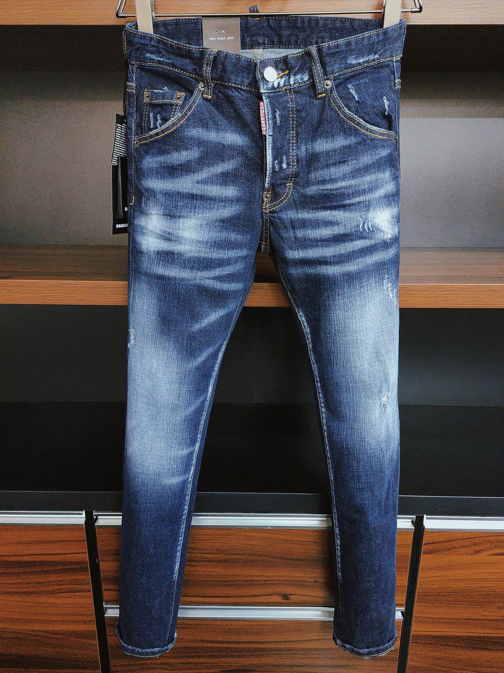 D2 Jeans