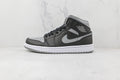 AJ1 Mid
