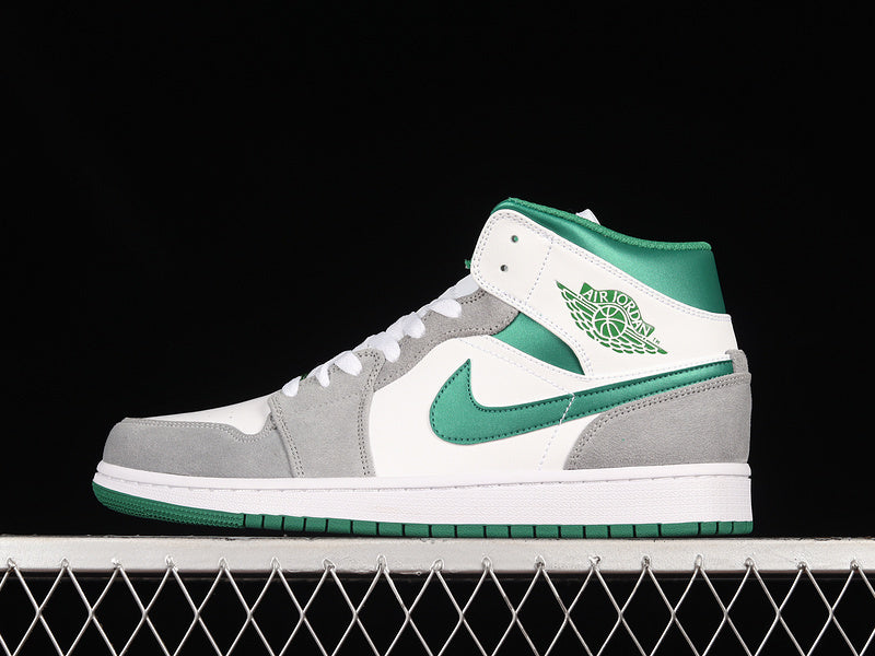 AJ1 Mid