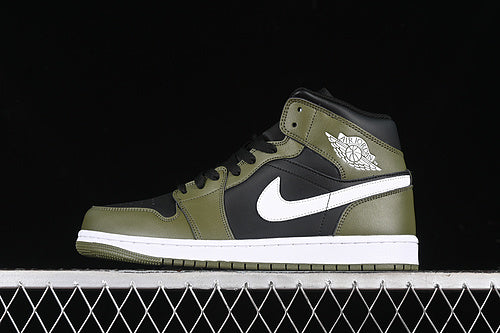 AJ1 Mid