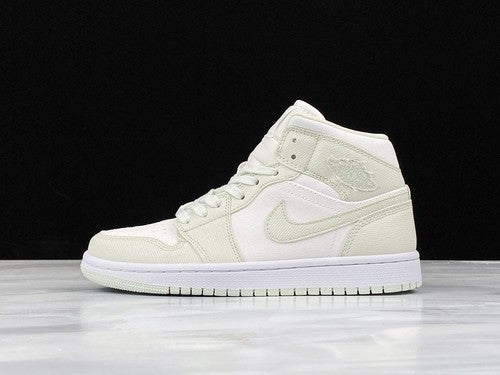 AJ1 Mid