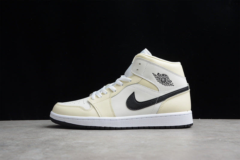AJ1 Mid