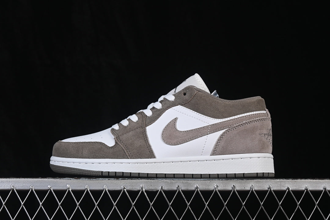 AJ1 Low