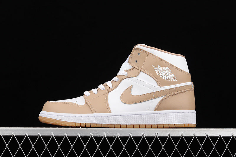 AJ1 Mid
