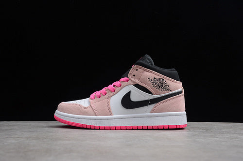 AJ1 Mid