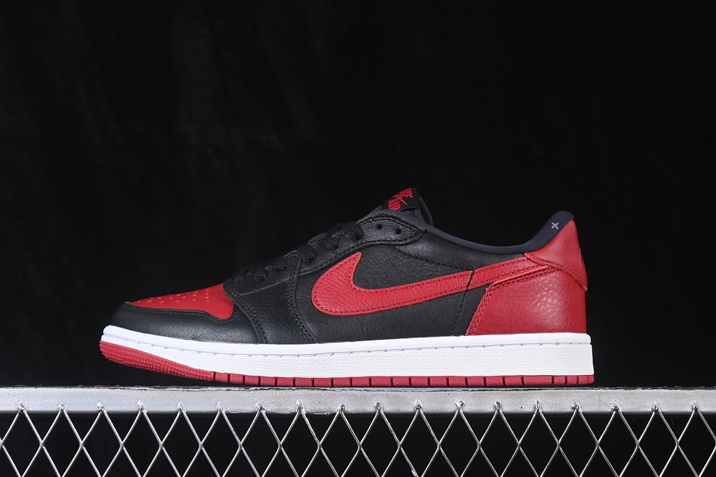 AJ1 Low