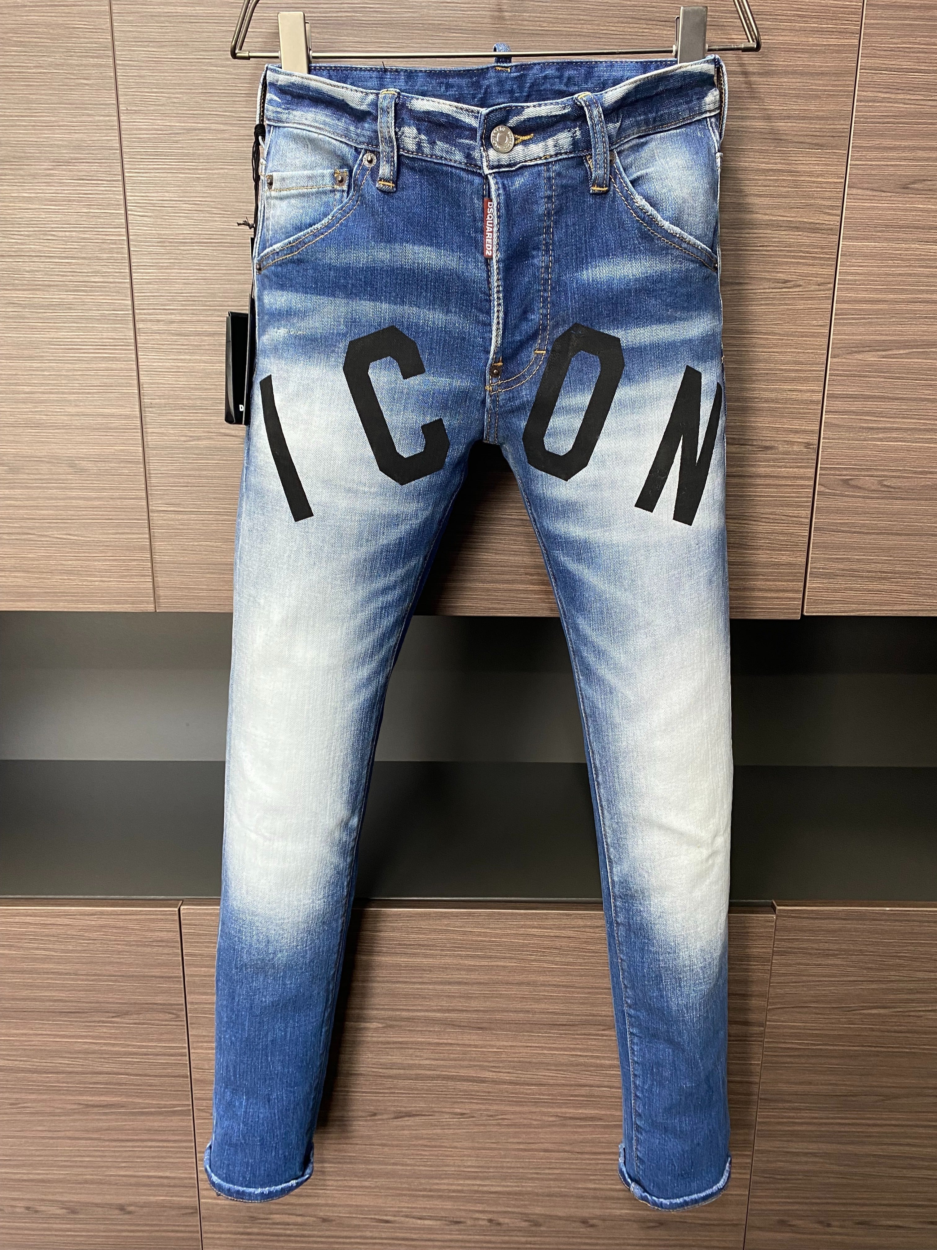 D2 Jeans