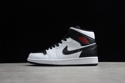 AJ1 Mid