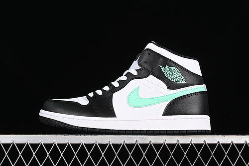 AJ1 Mid