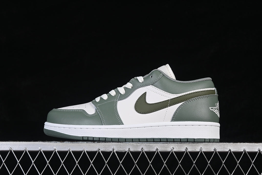 AJ1 Low
