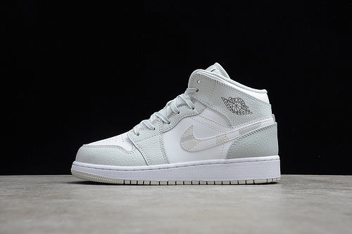 AJ1 Mid