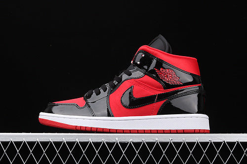 AJ1 Mid