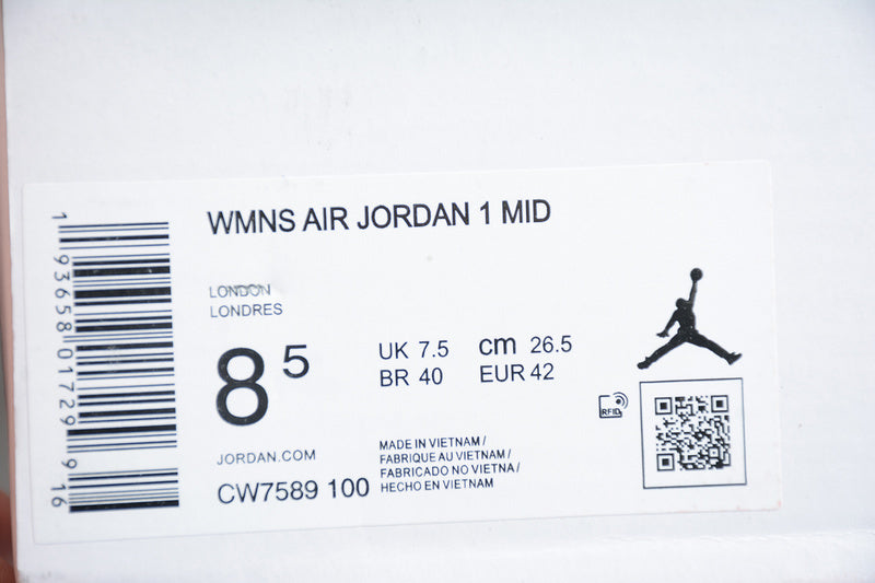 AJ1 Mid